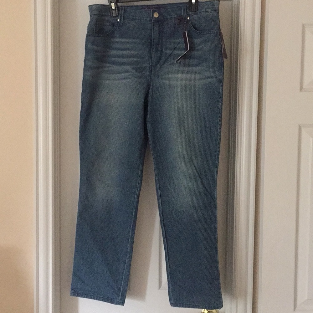 Women’s Gloria Vanderbilt original slimming jeans